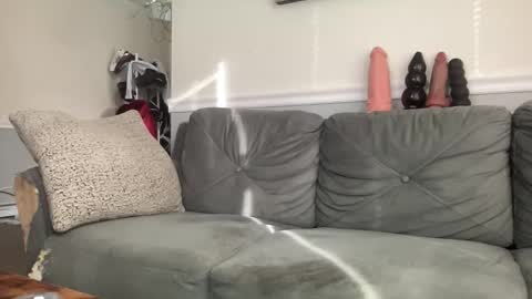 Snapshot of shy_one_cam chatting on 12/15/25, 02:32 shy_one_cam online show from 12/15/25, 02:32