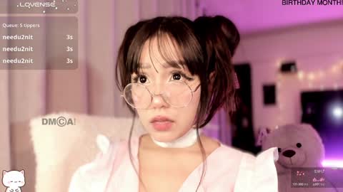 Snapshot of shyangie24 chatting on 12/07/24, 02:42 Angeline 3 independent come here when am horny... online show from 12/07/24, 02:42