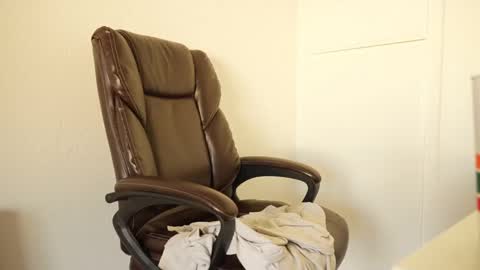 Snapshot of shybabyangel777 chatting on 09/16/25, 04:52 bella online show from 09/16/25, 04:52