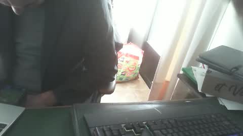 Snapshot of shyfrenchcock chatting on 01/12/26, 09:47 shyfrenchcock online show from 01/12/26, 09:47