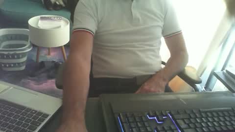 Snapshot of shyfrenchcock chatting on 06/01/26, 12:29 shyfrenchcock online show from 06/01/26, 12:29