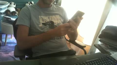 Snapshot of shyfrenchcock chatting on 06/20/26, 11:57 shyfrenchcock online show from 06/20/26, 11:57