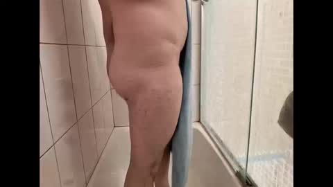 Snapshot of shyguy_passion chatting on 03/05/25, 08:21 at ya who online show from 03/05/25, 08:21