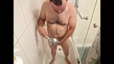 Snapshot of shyguy_passion chatting on 10/10/25, 08:41 at ya who online show from 10/10/25, 08:41