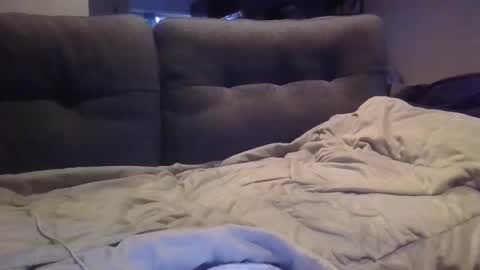 Snapshot of shyjacob77 chatting on 11/12/25, 01:44 shyjacob77 online show from 11/12/25, 01:44