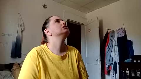 Snapshot of shylee538825 chatting on 10/04/25, 04:16 shylee538825 online show from 10/04/25, 04:16