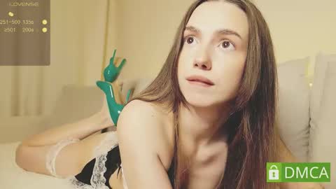 Snapshot of shypeachmaru chatting on 02/16/26, 08:38 Mary online show from 02/16/26, 08:38