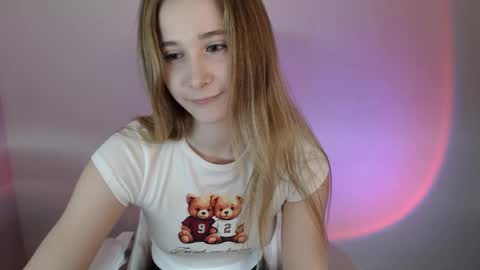 Lea online show from 11/22/25, 10:58