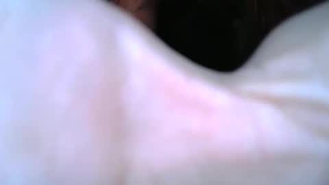 Snapshot of shyy_petitebaby chatting on 02/09/26, 04:44 shypetitebaby online show from 02/09/26, 04:44