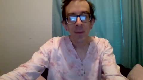 Snapshot of shyyyguy89 chatting on 05/08/26, 12:43 shyyyguy89 online show from 05/08/26, 12:43