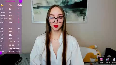 Snapshot of sia0610 chatting on 03/12/25, 01:47 SIA online show from 03/12/25, 01:47