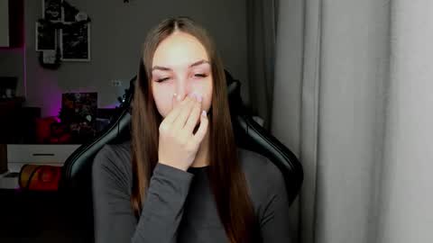 Snapshot of sia0610 chatting on 01/16/26, 02:26 SIA online show from 01/16/26, 02:26