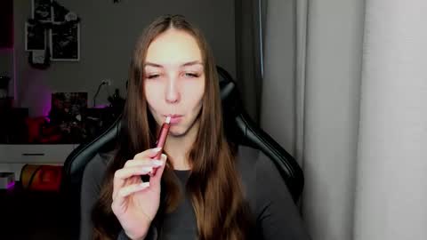 Snapshot of sia0610 chatting on 01/18/26, 02:48 SIA online show from 01/18/26, 02:48