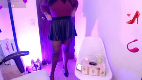 Snapshot of sia_ellis chatting on 06/09/26, 12:00 Salome Next streaming 11102024 online show from 06/09/26, 12:00
