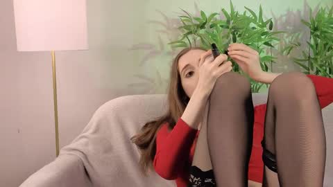 Snapshot of sia_see_you chatting on 05/24/26, 07:46 sia_see_you online show from 05/24/26, 07:46