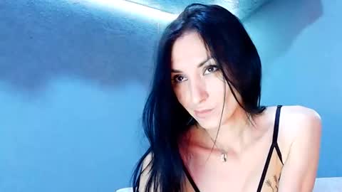 Snapshot of siaconna chatting on 04/08/26, 07:30 Siaconna online show from 04/08/26, 07:30