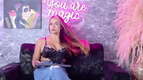 Snapshot of siamarlin chatting on 05/09/26, 08:14 siamarlin online show from 05/09/26, 08:14