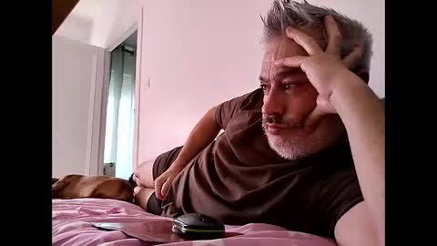 sibemolx online show from 10/01/25, 02:45