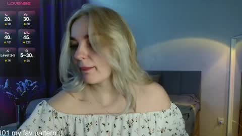 Snapshot of siberian_girl_ chatting on 04/05/26, 03:36 Eva online show from 04/05/26, 03:36