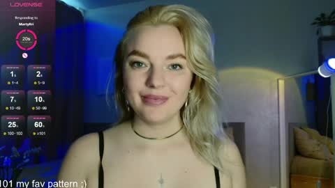 Snapshot of siberian_girl_ chatting on 04/06/26, 04:46 Eva online show from 04/06/26, 04:46
