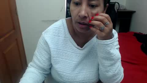 Snapshot of siblley chatting on 03/11/25, 06:41 sara online show from 03/11/25, 06:41