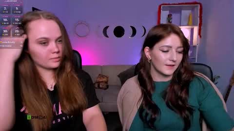 Snapshot of sicilia_shine chatting on 03/11/26, 08:59 silicia online show from 03/11/26, 08:59