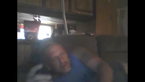 Snapshot of sickone6669947170 chatting on 10/26/25, 05:19 Bill online show from 10/26/25, 05:19