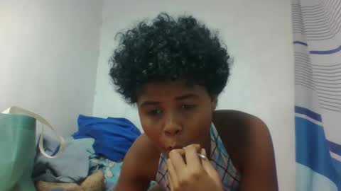 Snapshot of sidelinez chatting on 05/13/26, 02:58 sidelinez online show from 05/13/26, 02:58