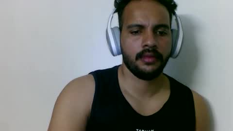 Snapshot of sidh7012 chatting on 11/01/25, 07:38 sidh sree online show from 11/01/25, 07:38