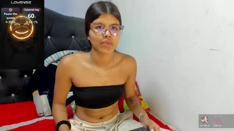Snapshot of sidney_brownn chatting on 03/29/26, 10:54 sidney_brownn online show from 03/29/26, 10:54