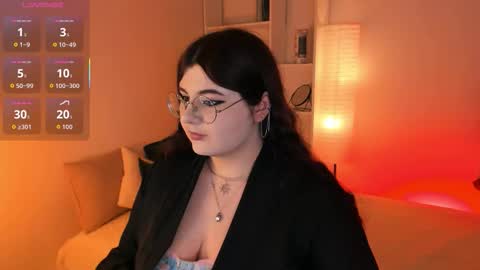 Snapshot of siena_aa chatting on 02/18/26, 02:24 Siena online show from 02/18/26, 02:24