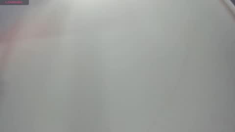 Snapshot of sienna_miller_27 chatting on 10/21/25, 11:22 Keira online show from 10/21/25, 11:22