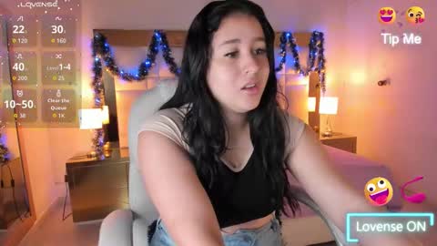 Sienna  online show from 11/18/25, 11:47