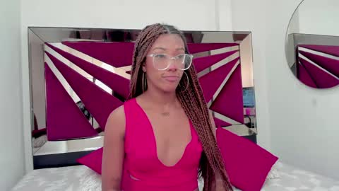 Snapshot of siennaclark chatting on 03/13/26, 06:14 Sienna online show from 03/13/26, 06:14