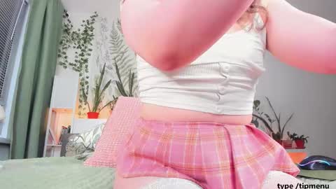 Snapshot of sierra_diamond chatting on 02/10/26, 06:12 Si online show from 02/10/26, 06:12