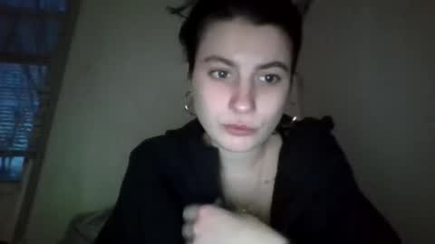 Snapshot of sierranovaa chatting on 02/11/26, 11:32 sierranovaa online show from 02/11/26, 11:32