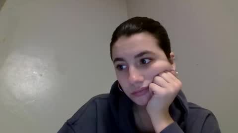 Snapshot of sierranovaa chatting on 02/14/26, 12:07 sierranovaa online show from 02/14/26, 12:07