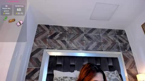 Snapshot of sierrataylor1 chatting on 03/06/25, 12:21 online show from 03/06/25, 12:21