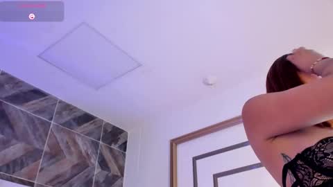 Snapshot of sierrataylor1 chatting on 10/24/25, 12:30 online show from 10/24/25, 12:30