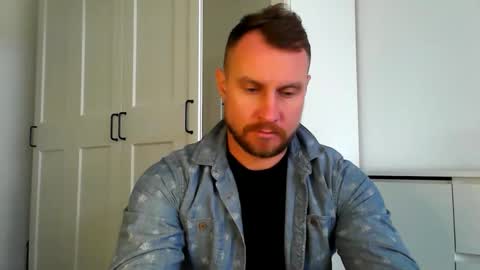 Snapshot of siggurd7one chatting on 10/10/25, 07:40 Orlando online show from 10/10/25, 07:40