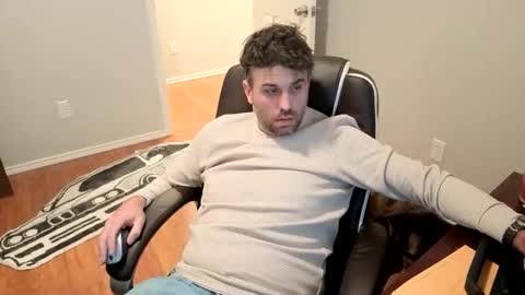 Snapshot of sigmaslayer chatting on 10/20/25, 02:06 sigmaslayer online show from 10/20/25, 02:06