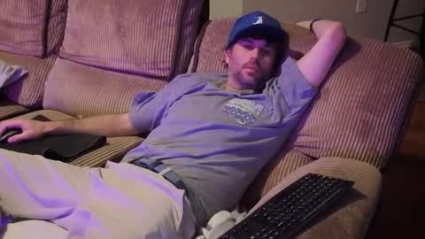 Snapshot of sigmaslayer chatting on 03/22/26, 08:29 sigmaslayer online show from 03/22/26, 08:29