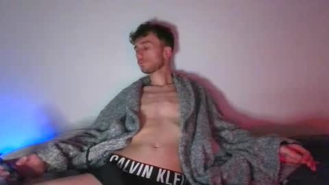 Snapshot of siiimon777 chatting on 03/21/26, 08:19 siiimon777 online show from 03/21/26, 08:19