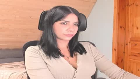 Snapshot of siirena chatting on 03/09/26, 06:28 siirena online show from 03/09/26, 06:28