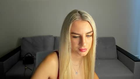 Snapshot of silen_tori chatting on 06/17/26, 08:50 Silen online show from 06/17/26, 08:50