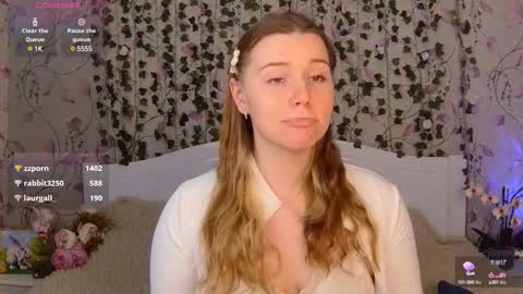 Chloe online show from 02/23/25, 07:44