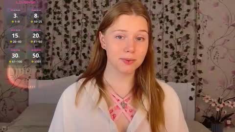 Chloe online show from 09/15/25, 05:07