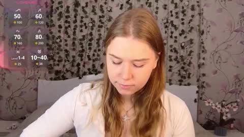 Chloe online show from 10/07/25, 05:15