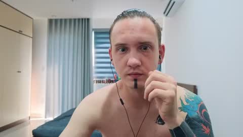 silent_stitch online show from 06/28/26, 12:05