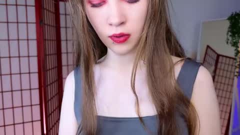 Lily online show from 12/20/25, 09:00